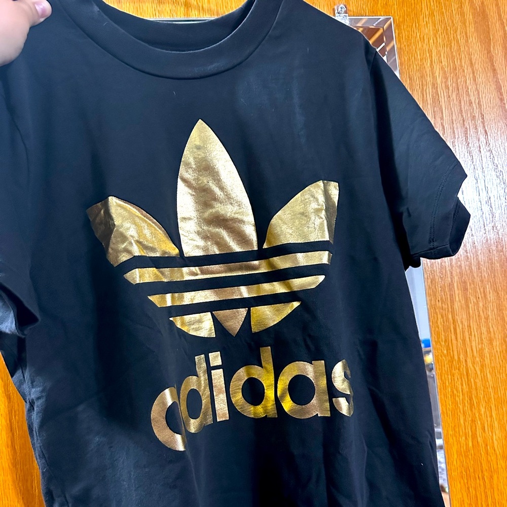 Oversized Adidas shirt